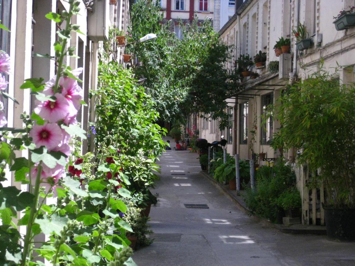 Cite Pilleux - Charming Studio In A Flowery Pedestrian Lane Париж Екстер'єр фото